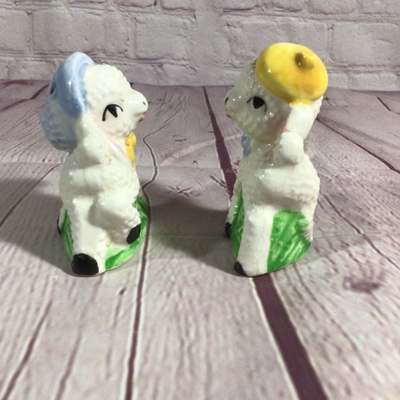 Vintage Ceramic Sheep Lamb Salt And Pepper Shaker Pair - Picture 4 of 6